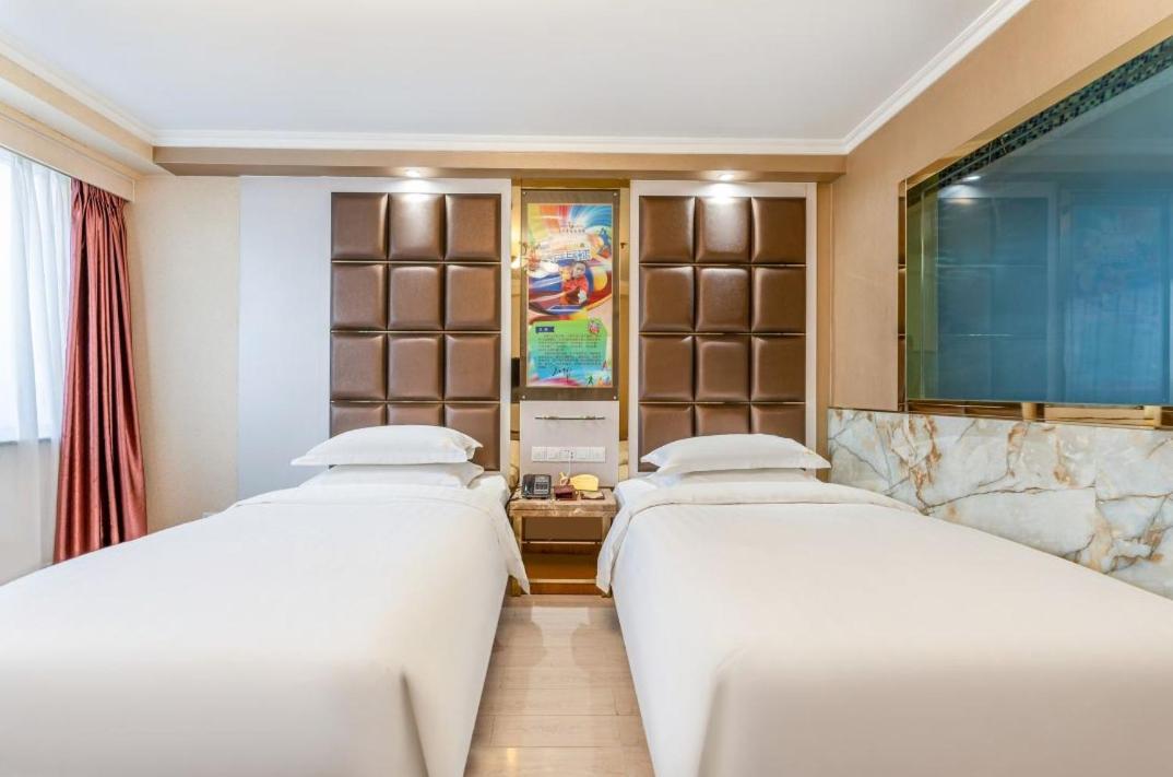Jinan Yuquan Simpson Hotel Eksteriør bilde