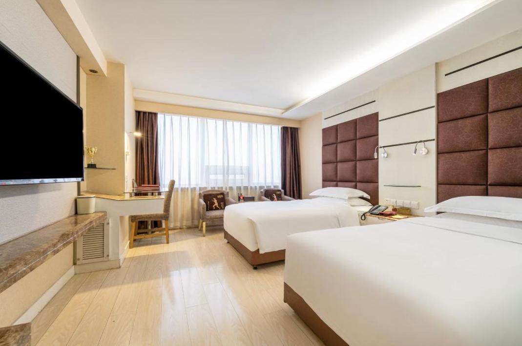Jinan Yuquan Simpson Hotel Eksteriør bilde