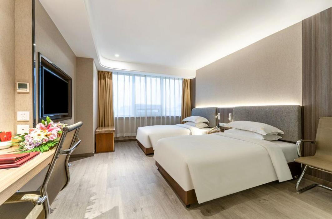 Jinan Yuquan Simpson Hotel Eksteriør bilde